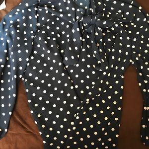 Polka dot formal shirt with ribbon